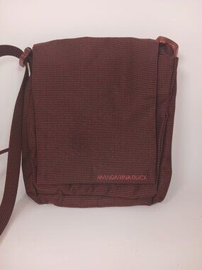 Mandarina Duck MD20 Maroon Crossbody Bag EUC